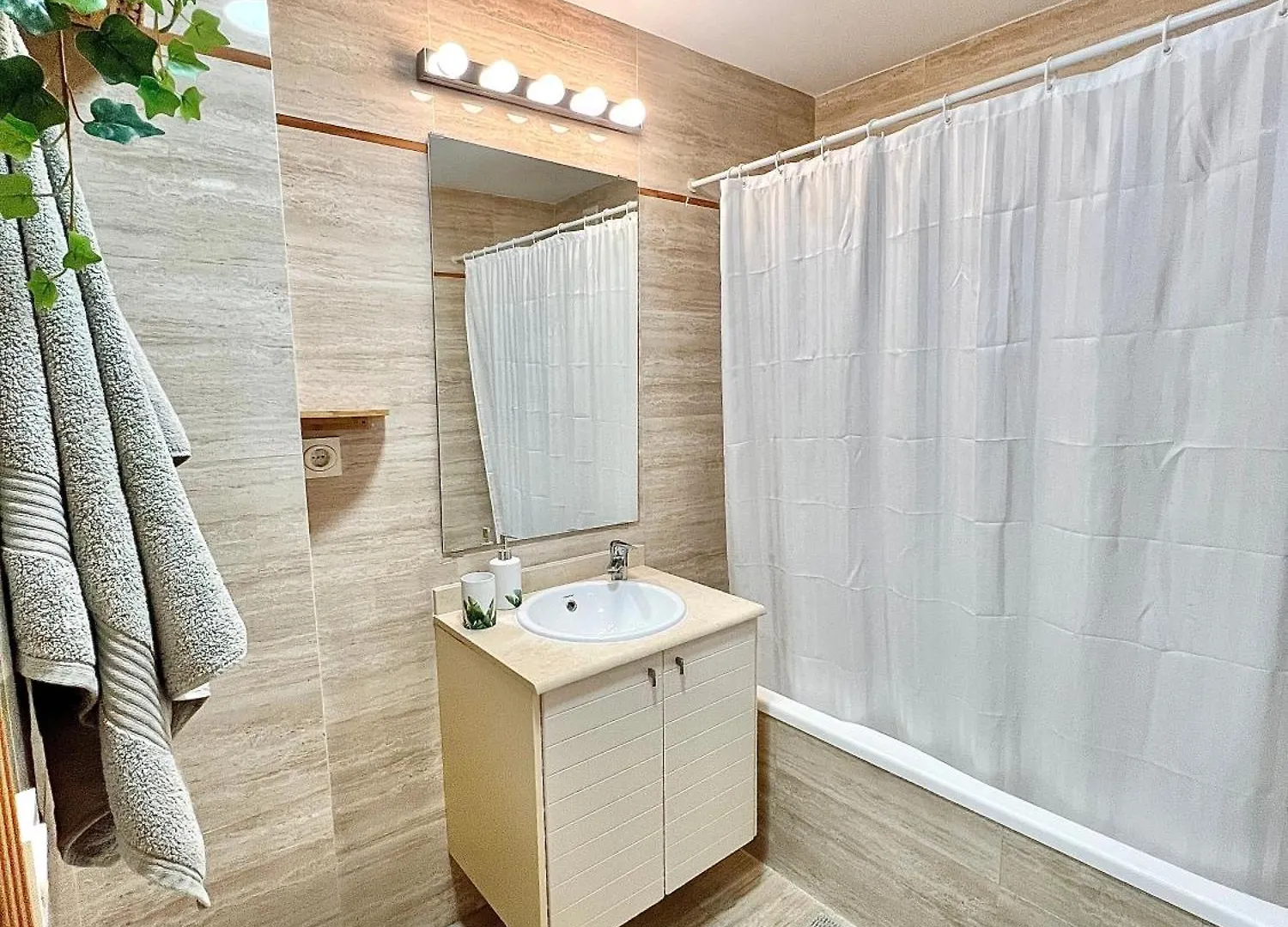 Nautica Nerja Apartment 0*,